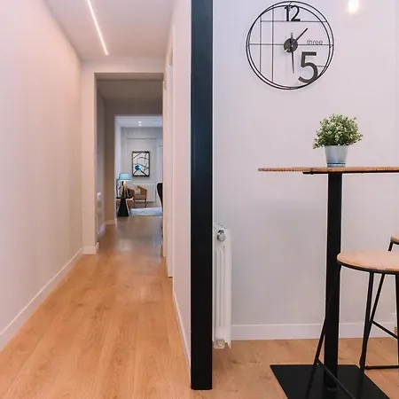 Apartmán Amplio Con Luz Y Encanto By