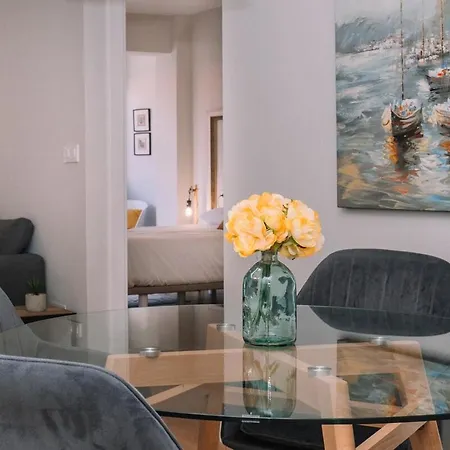 Apartmán Amplio Con Luz Y Encanto By