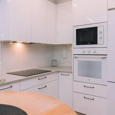 Amplio Con Luz Y Encanto By דירה *