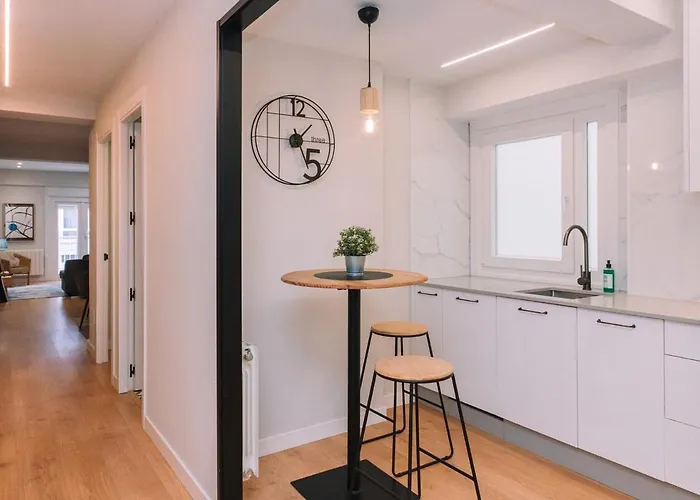 Amplio Con Luz Y Encanto By * Comarca de Vigo